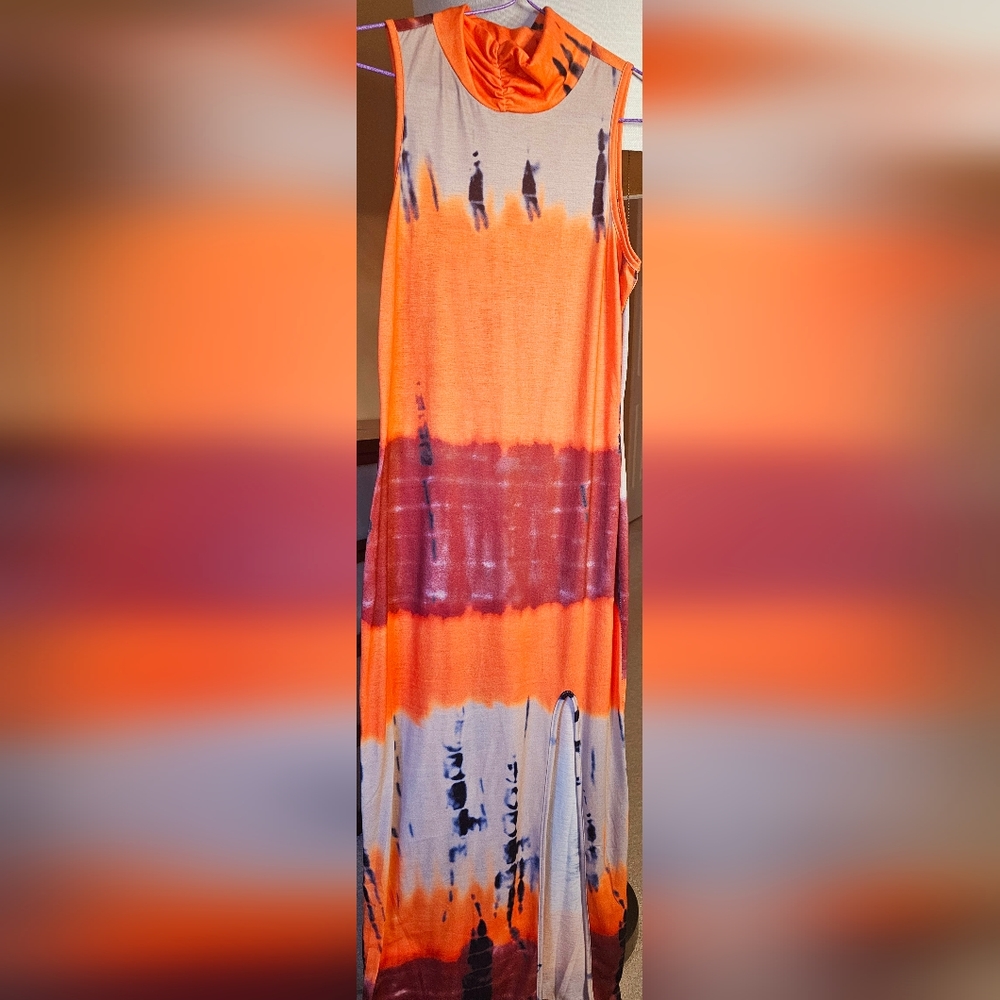 NWOT SHEIN Tie Dye Sleeveless Bodycon Dress with a front side slit [M]